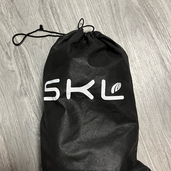 Childrens Knee Pad Set - Picture 3 of 4